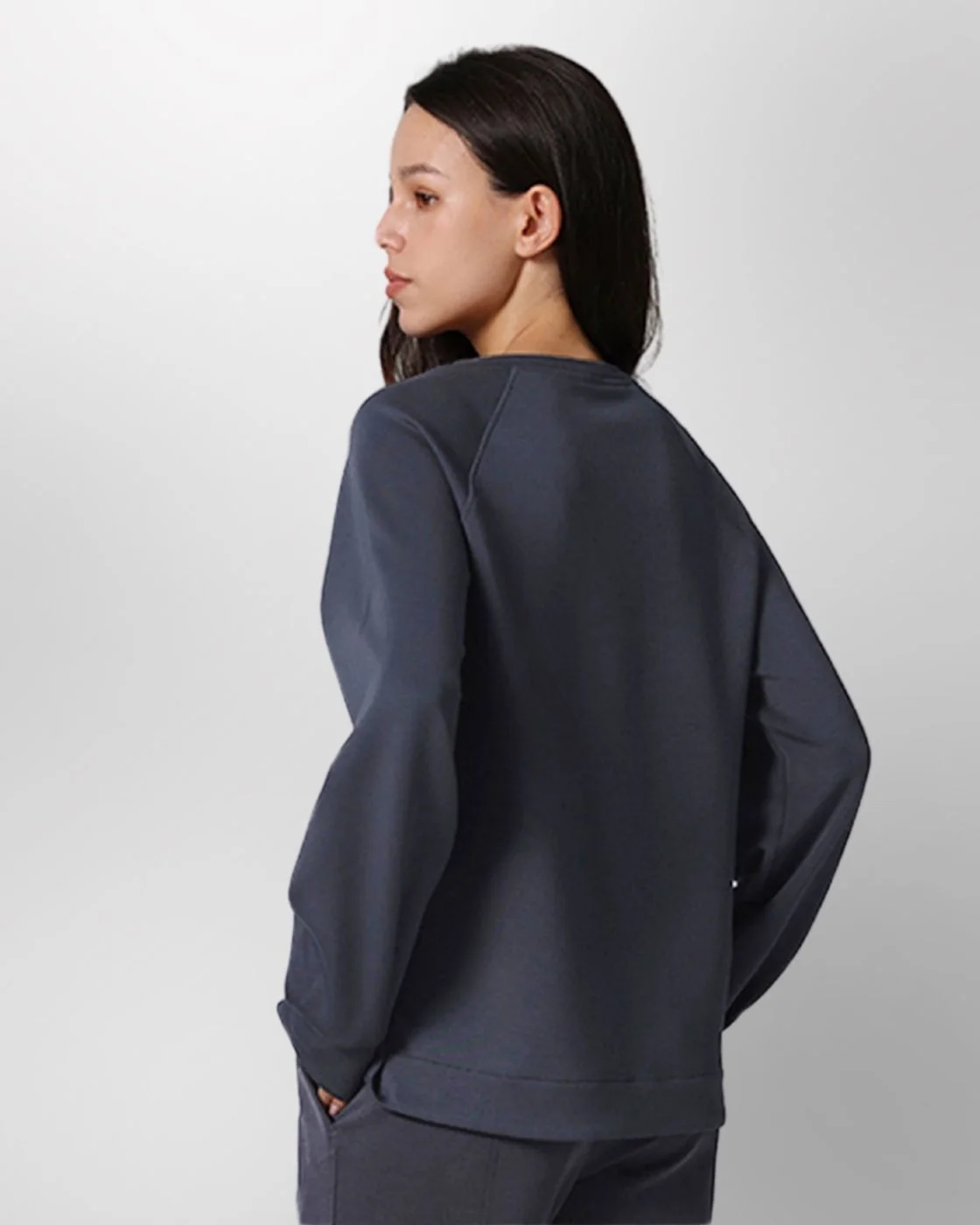 Loungewear - Langarmshirt mit High-Low-Schnitt - Image 15